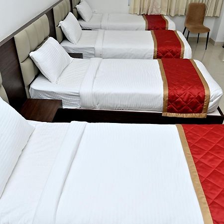 Downtown The Mallika Sapphire Chikmagalur Exterior photo